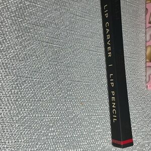 Lavaa Los Angeles Lip Pencil